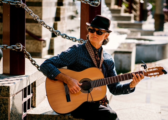 Rolando Morales